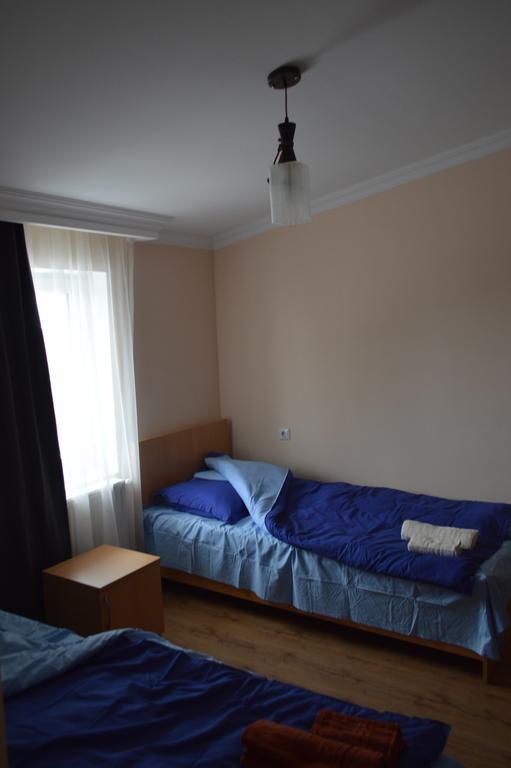 Guest House Qubi كازباجي المظهر الخارجي الصورة