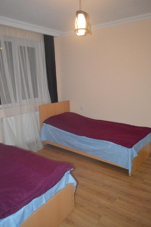 Guest House Qubi كازباجي المظهر الخارجي الصورة