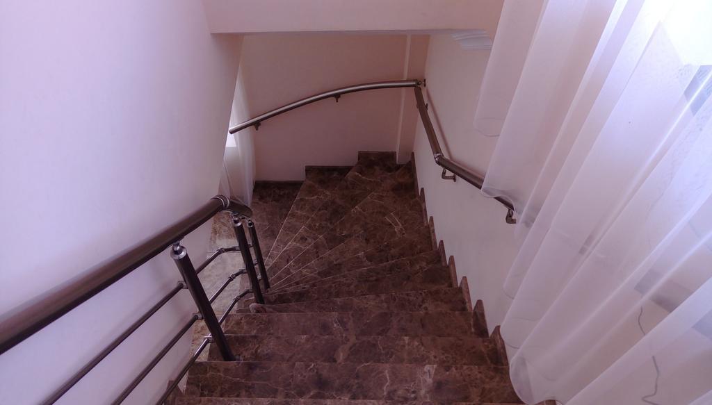 Guest House Qubi كازباجي المظهر الخارجي الصورة