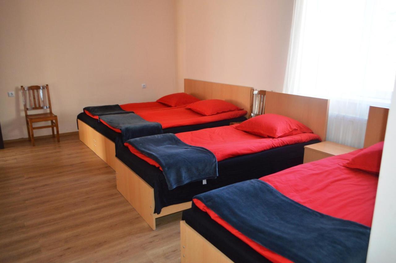 Guest House Qubi كازباجي المظهر الخارجي الصورة