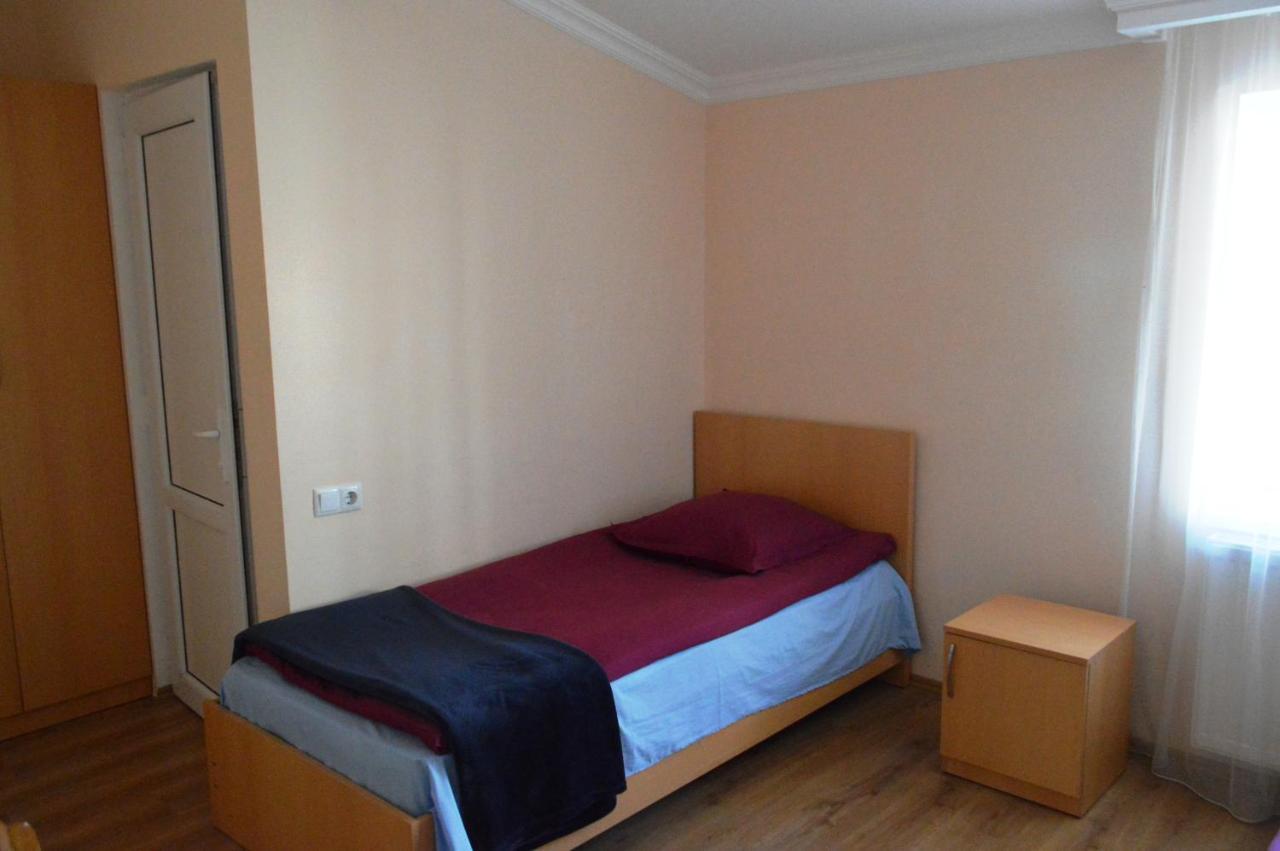 Guest House Qubi كازباجي المظهر الخارجي الصورة